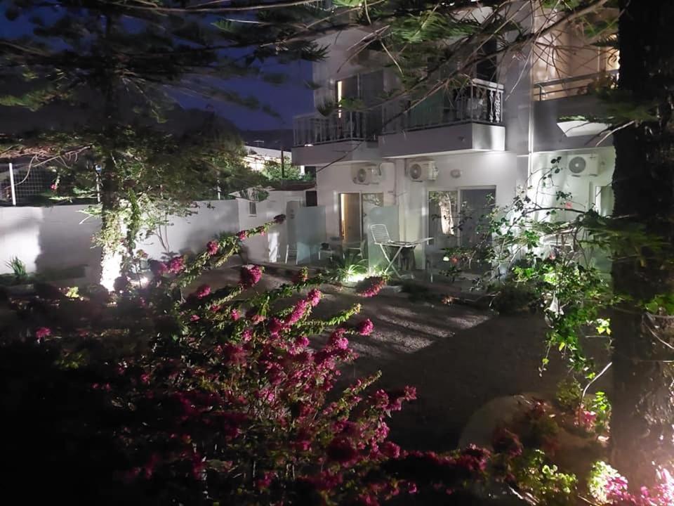 Pefki  George Beach Studios מראה חיצוני תמונה